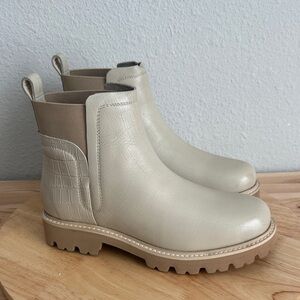 Journee Signature Womens Bristol Block Heel Booties new 6.5